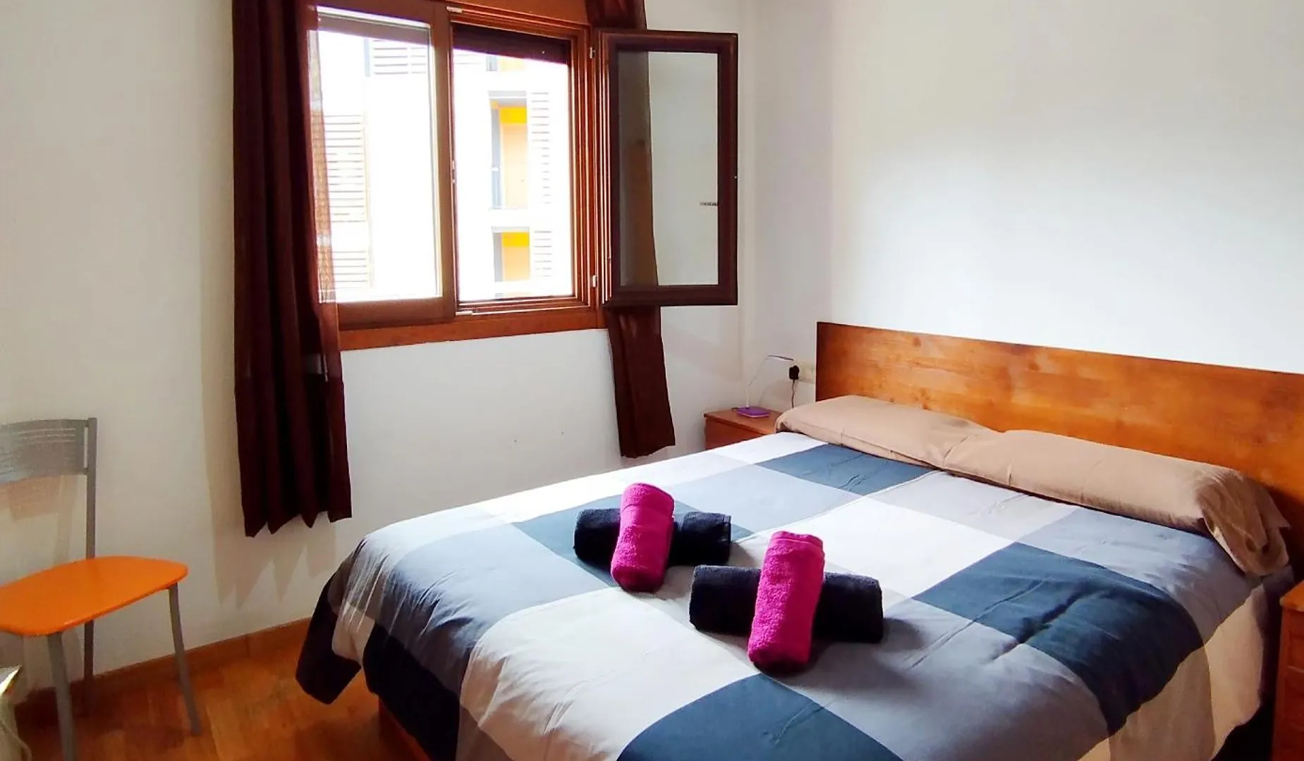 Apartaments Sort Pirineus 公寓