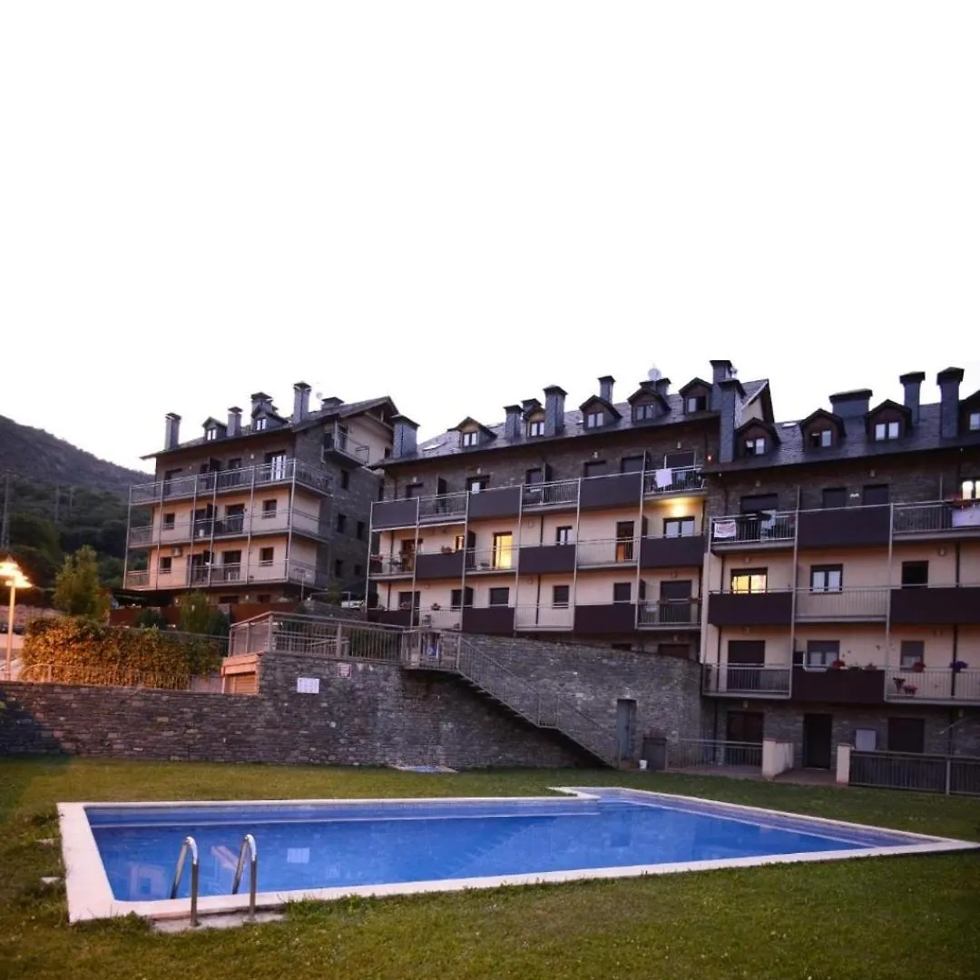 Apartaments Sort Pirineus 0*,